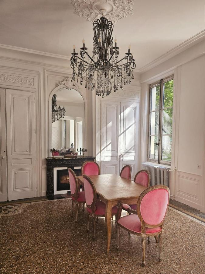 Chateau Grandclement Lyon Villeurbanne Niveau Rdc - Tresor Cache En Ville Avec Vue Piscine Et Parc וילאורבן מראה חיצוני תמונה